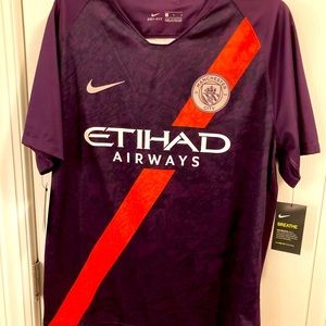 Nike ETIHAD/Air Ways Signature and Logo